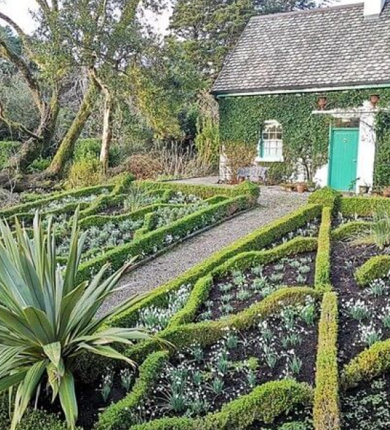 places_to_explore_coast_and_castles_img5_1x