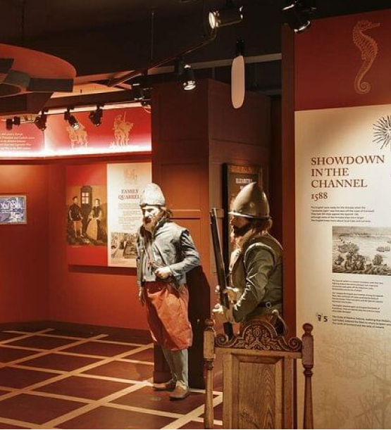 places_to_explore_highlights_of_derry_and_donegal_img5_1x